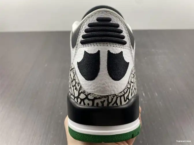 HYPE Jordan Ducks Oregon Retro 594282233 Crew Pit White 3 0604